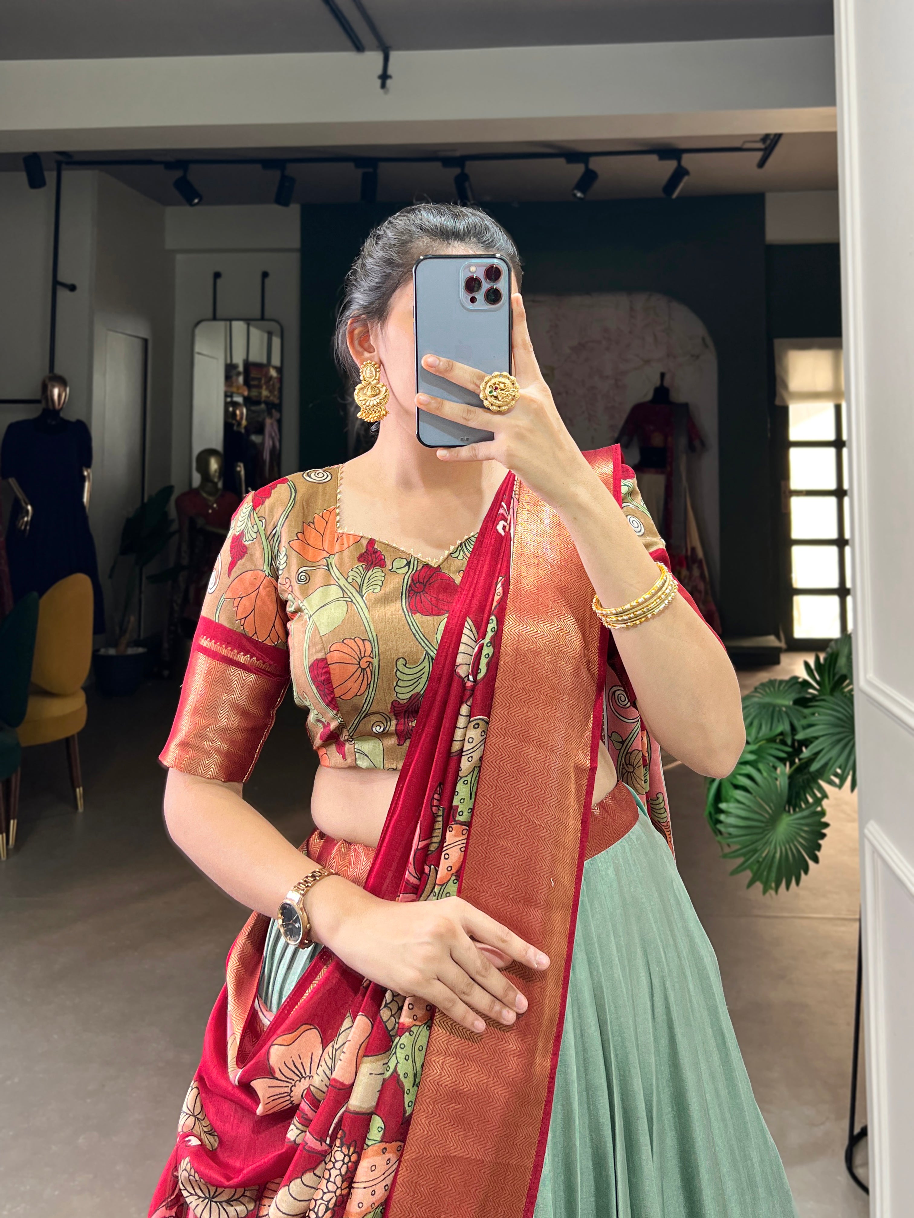 Presenting a perfectly blendedTussar silk lehenga for festive season to charm your look!β¨ - Navratri And other Festival